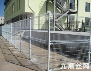 雙圈護欄網2.jpg 雙圈護欄網2.jpg
