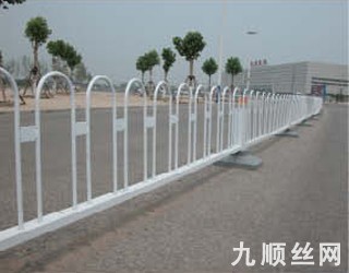 焊接式護欄3.jpg 焊接式護欄3.jpg