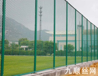 體育場圍欄1.jpg 體育場圍欄1.jpg