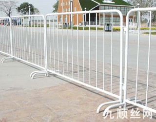 移動護欄1.jpg 移動護欄1.jpg