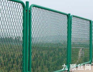 橋梁防拋網(wǎng)1.jpg 橋梁防拋網(wǎng)1.jpg