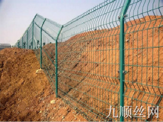 公路護欄網2.jpg 公路護欄網2.jpg